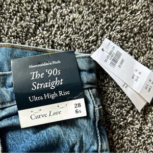 Brand new Jeans, fit slightly big. Size: 28 short